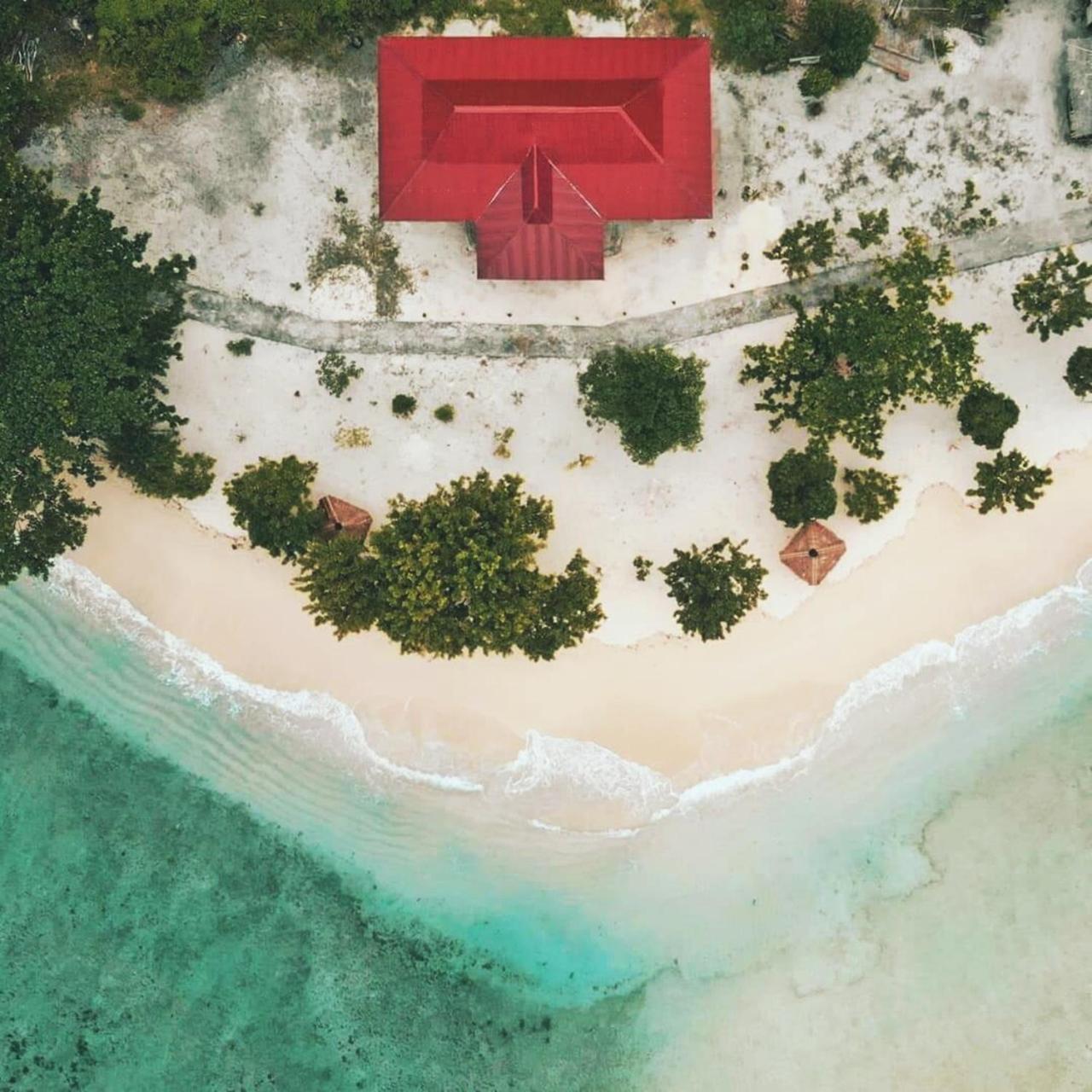 Nusa Nalan Beach Resort Rumah Olat Exterior foto